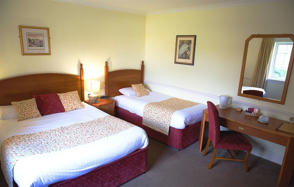 Queens Head Inn Nassington Kültér fotó