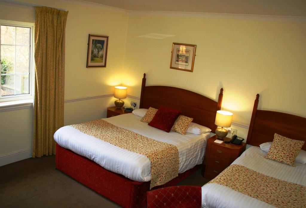 Queens Head Inn Nassington Kültér fotó