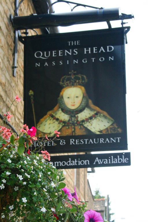 Queens Head Inn Nassington Kültér fotó