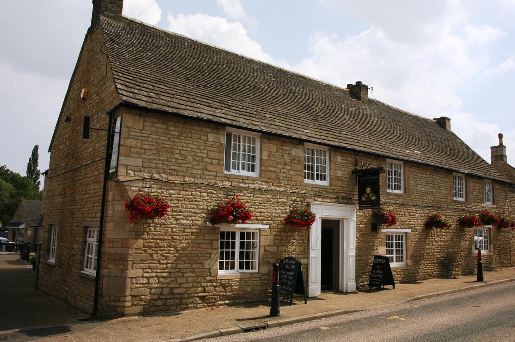 Queens Head Inn Nassington Kültér fotó